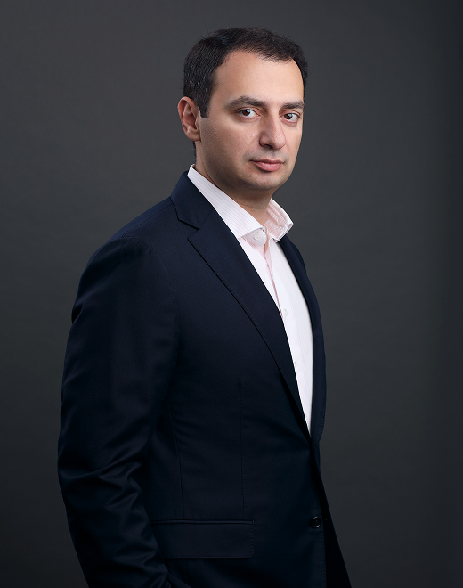 Давид Мартиросов